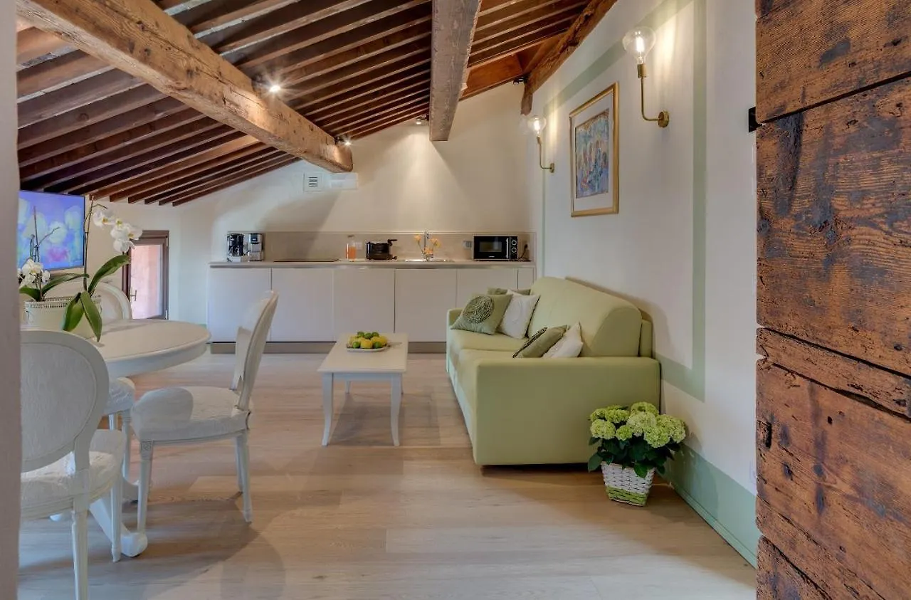 Rambaldi Apartments In Casa Nr 2 Bardolino